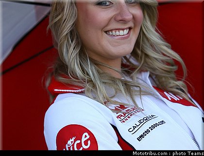 pitbabes_motogp_2008_0371.jpg