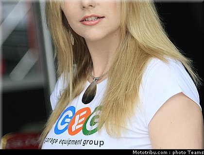 pitbabes_motogp_2008_0412.jpg