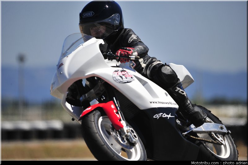 blanche_5_circuit_du_mistral_ete_2010
