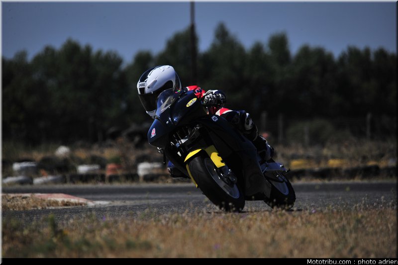 noire_02_circuit_du_mistral_ete_2010