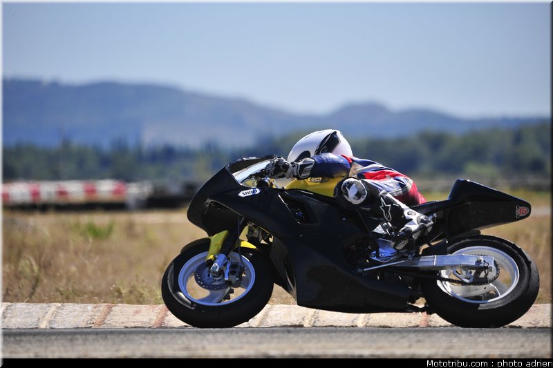 noire_04_circuit_du_mistral_ete_2010