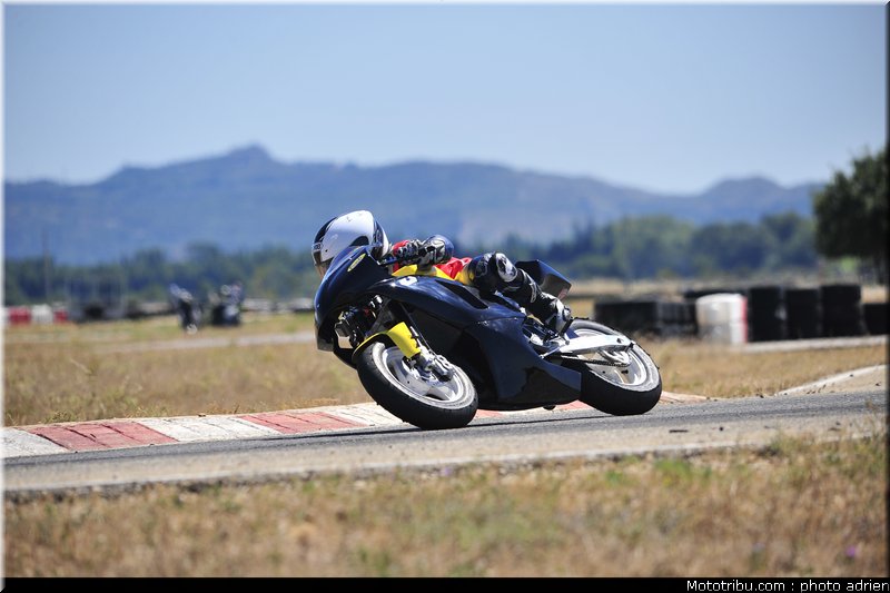noire_05_circuit_du_mistral_ete_2010