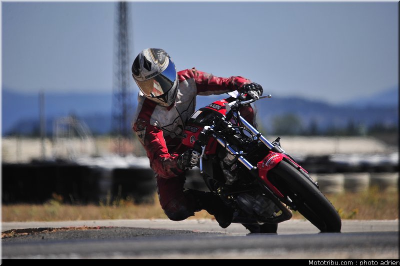 rouge_01_circuit_du_mistral_ete_2010