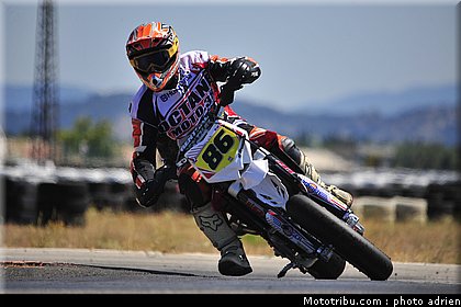 86_08_circuit_du_mistral_ete_2010.JPG