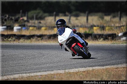 blanche_2_circuit_du_mistral_ete_2010.JPG
