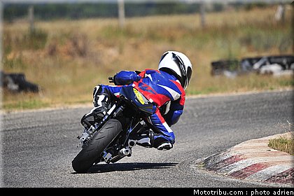 noire_08_circuit_du_mistral_ete_2010.JPG