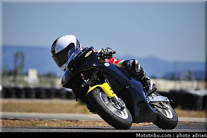 noire_12_circuit_du_mistral_ete_2010.JPG
