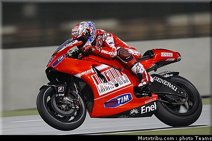 stoner_02_test_qatar_2010.JPG