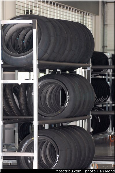 bridgestone_1_motogp_sepang_test1_2010