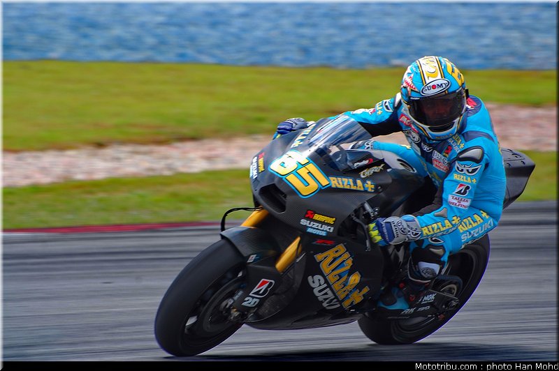 capirossi_008_motogp_sepang_test1_2010