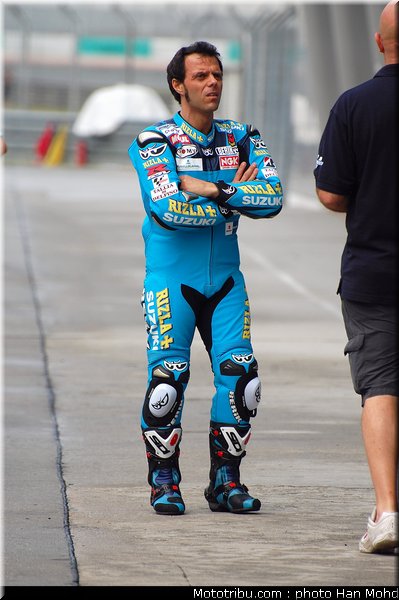 capirossi_011_motogp_sepang_test1_2010