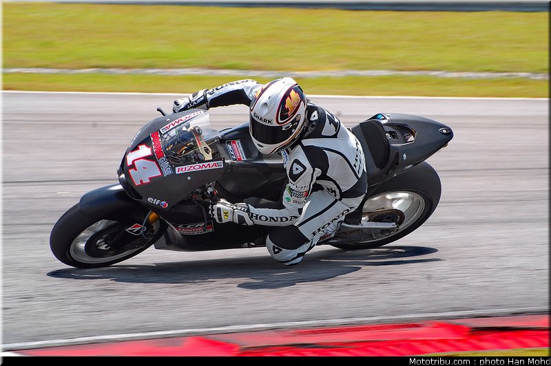 depuniet_3_motogp_sepang_test1_2010