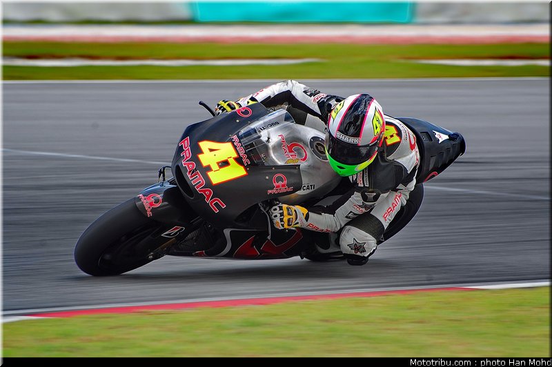 espargaro_006_motogp_sepang_test1_2010