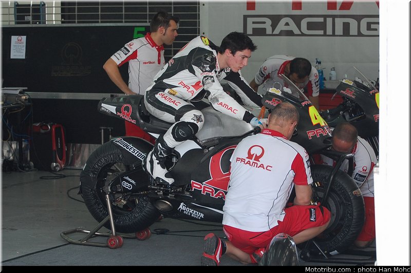 espargaro_007_motogp_sepang_test1_2010