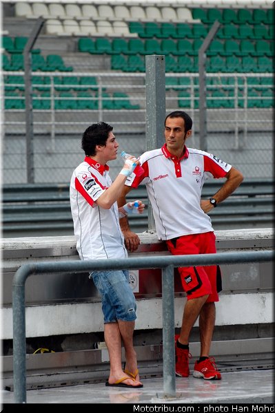 espargaro_011_motogp_sepang_test1_2010