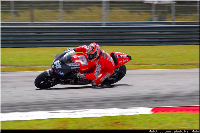 hayden_002_motogp_sepang_test1_2010
