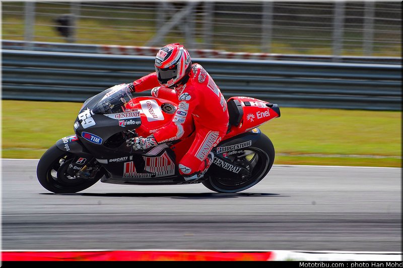 hayden_004_motogp_sepang_test1_2010