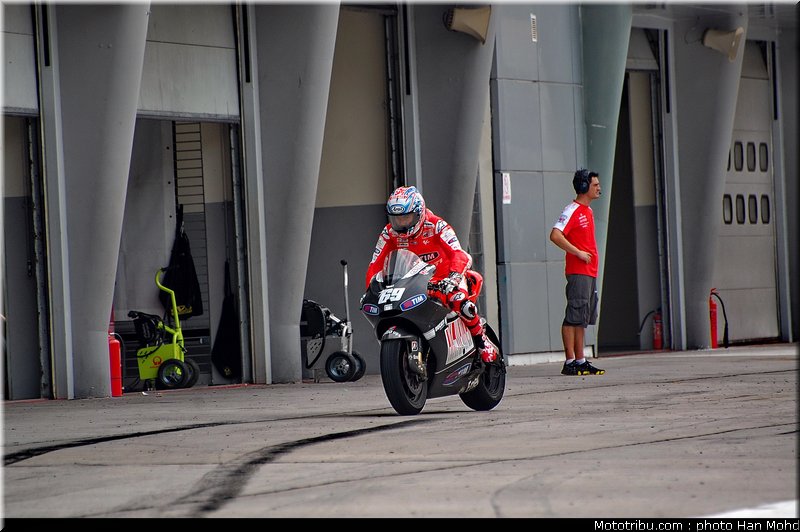 hayden_010_motogp_sepang_test1_2010