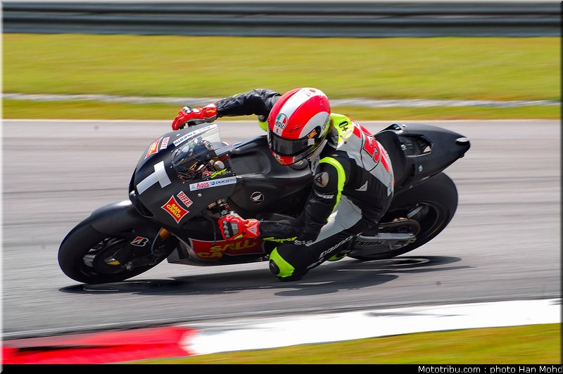 simoncelli_001_motogp_sepang_test1_2010