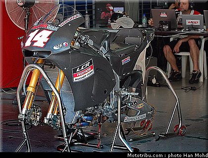 depuniet_1_motogp_sepang_test1_2010.JPG