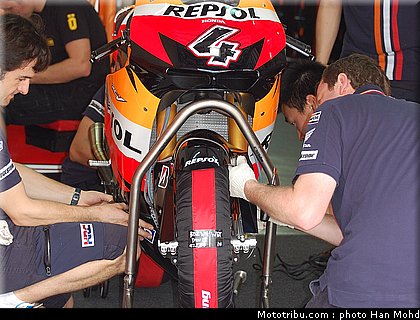 dovizioso_4_motogp_sepang_test1_2010.JPG