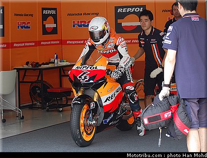 dovizioso_6_motogp_sepang_test1_2010.JPG