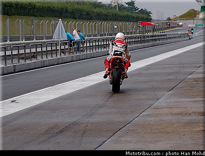 dovizioso_9_motogp_sepang_test1_2010.JPG