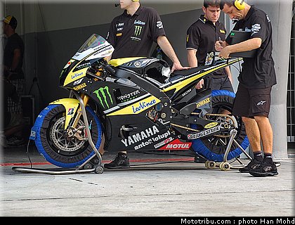 edwards_8_motogp_sepang_test1_2010.JPG