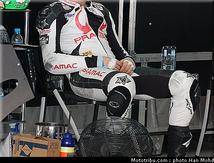 espargaro_010_motogp_sepang_test1_2010.JPG