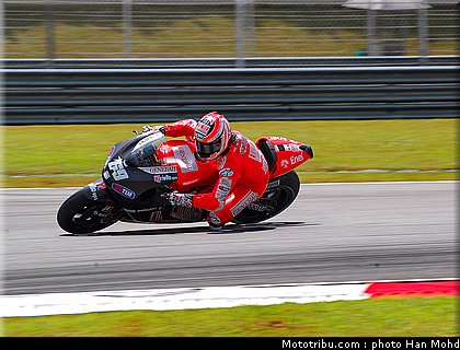 hayden_002_motogp_sepang_test1_2010.JPG
