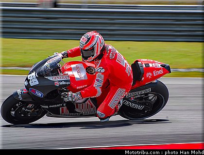 hayden_005_motogp_sepang_test1_2010.JPG