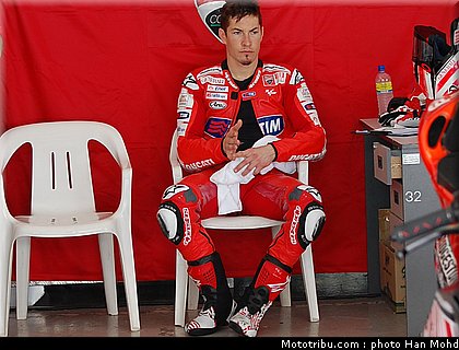 hayden_011_motogp_sepang_test1_2010.JPG