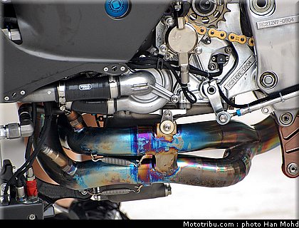 honda_hrc_3_motogp_sepang_test1_2010.JPG