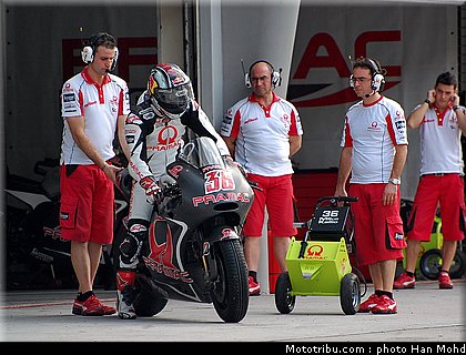kallio_007_motogp_sepang_test1_2010.JPG