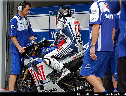 lorenzo_009_motogp_sepang_test1_2010.JPG