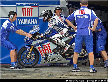 lorenzo_015_motogp_sepang_test1_2010.JPG