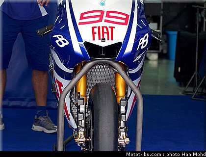 lorenzo_017_motogp_sepang_test1_2010.JPG