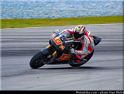 melandri_4_motogp_sepang_test1_2010.JPG
