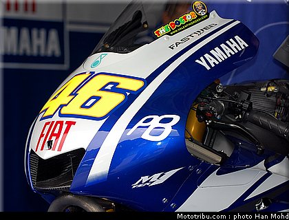 rossi_015_motogp_sepang_test1_2010.JPG