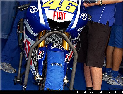 rossi_018_motogp_sepang_test1_2010.JPG