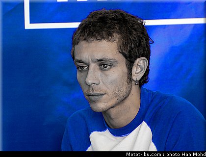 rossi_031_motogp_sepang_test1_2010.jpg