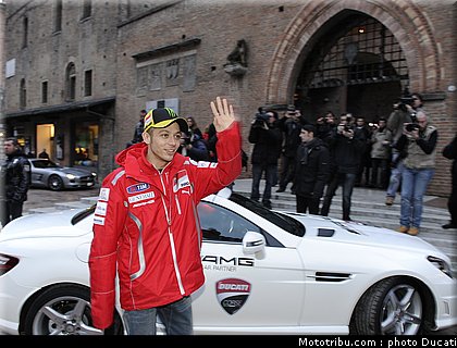 ducati_night_2011_027.JPG