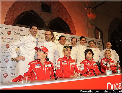 ducati_night_2011_028.JPG