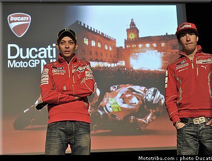 ducati_night_2011_032.jpg