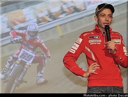 ducati_night_2011_035.jpg