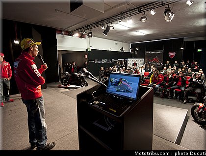 ducati_night_2011_038.jpg