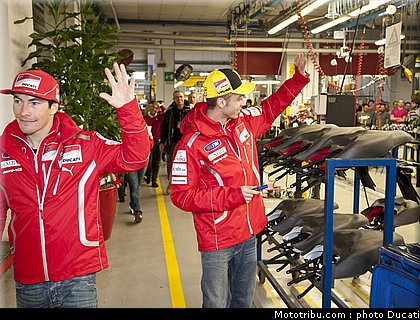 ducati_night_2011_042.jpg