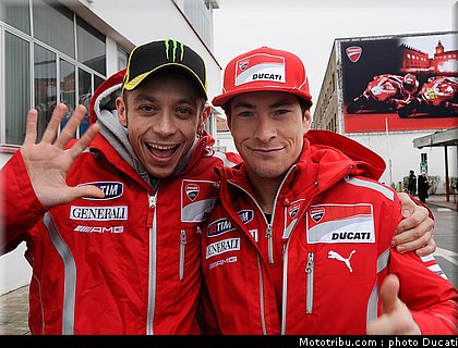 ducati_night_2011_054.jpg