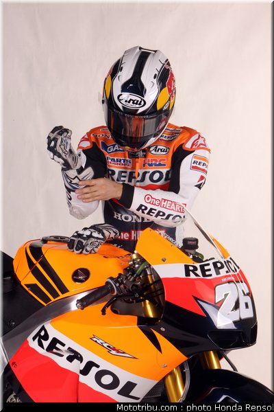 029_honda_repsol_hrc_2011_pedrosa_14_029