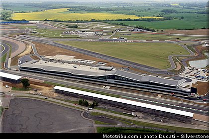 silverstone_2011_2.jpg